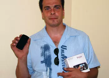 Sony Ericsson Vivaz уехал в Одессу