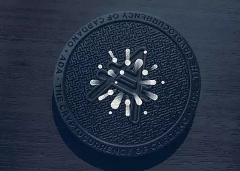 Популярная криптовалюта подорожала на 30% перед запуском первой децентрализированной биржи