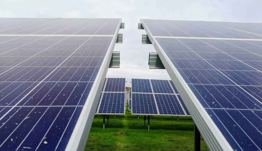 Китай инвестирует 11 миллиардов долларов в проекты солнечной, ветровой и угольной энергетики до 2030 года