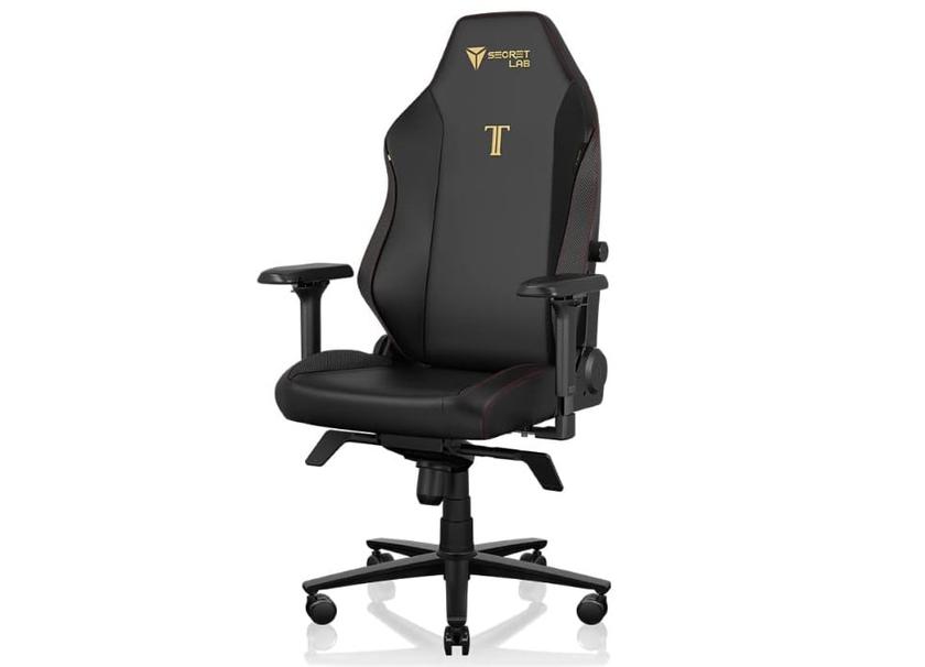 Secretlab TITAN Evo Series pro gamer chair setup