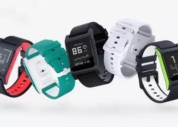 Минус один: Pebble растворится в Fitbit