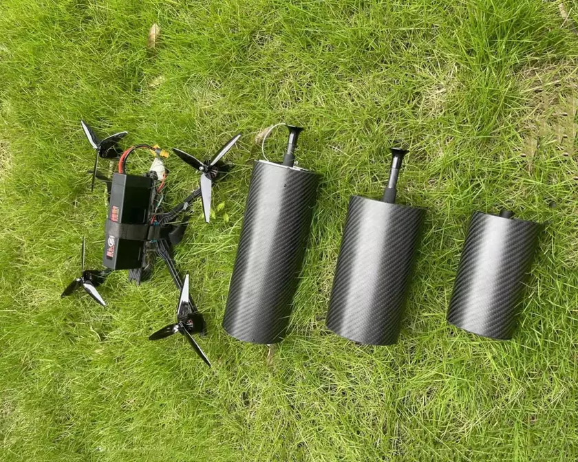 Невидимый для РЭБ: в Китае презентовали FPV-дрон на оптоволокне