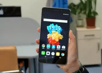 Гигантомания: обзор Lenovo Phab Plus