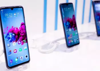 Официально: ZTE Blade 20 Pro 5G с чипом Snapdragon 765G анонсируют 30 ноября