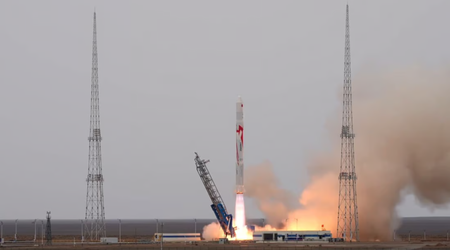 LandSpace przeprowadził pierwszy w historii udany start rakiety metanowej, zostawiając SpaceX w tyle