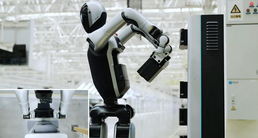 Гуманоїдний робот Walker S2 UBTECH Robotics
