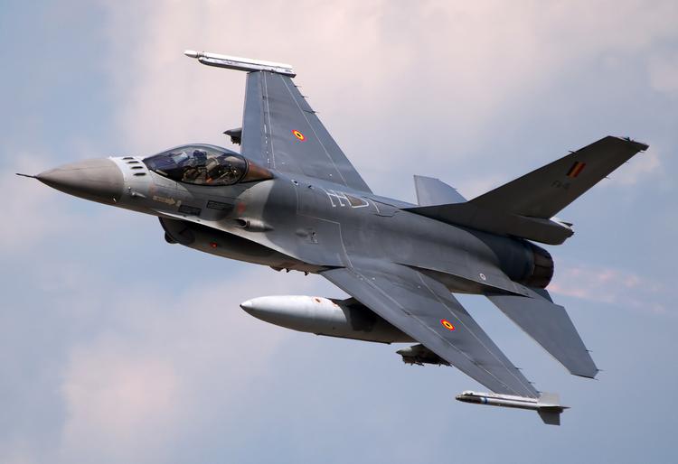Il Belgio trasferirà 30 caccia F-16 ...