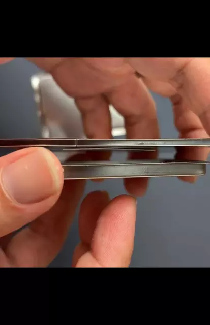 Слишком высокая зарядка: сравнение толщины батарей iPhone 17 Air и iPhone 17 Pro