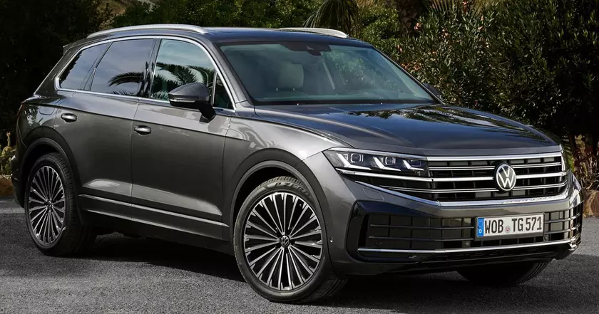 Exploring the Tech Under the Hood of the New Volkswagen Touareg