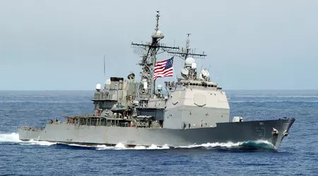 The US Navy has decommissioned the cruiser USS Lake Champlain after 35 years of service - the warship was a carrier of Tomahawk missiles, survived an explosion and a collision with a fishing vessel