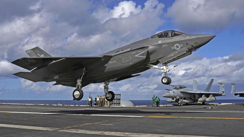 F-35C Lightning II successfully tests new StormBreaker guided aerial ...