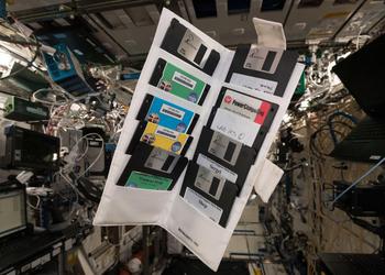 На МКС нашли дискеты из первых миссий. Минутка ностальгии по Windows 95/98
