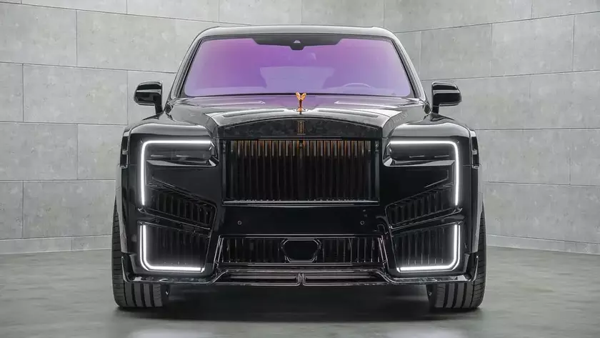 Бронированный Rolls-Royce Cullinan Mansory Emperor Signature 2026
