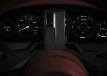 Honor Magic V2 RSR Porsche Design: специальная версия складного смартфона с дизайном в стиле Porsche за $2250