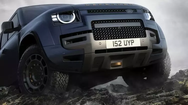 Британец в ковбойской шляпе: почему Land Rover и Stellantis готовят пикап Defender