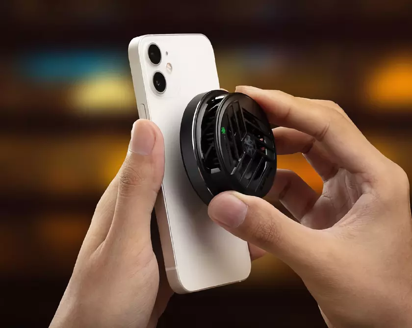 Black Shark FunCooler 2: магнитный кулер для iPhone 12
