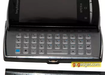 Нескромное мини: подробный обзор QWERTY-смартфона Sony Ericsson XPERIA X10 Mini Pro