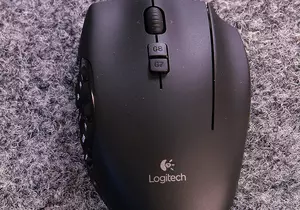 Logitech G600