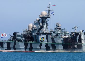 Украинский экспериментальный дрон Sea Baby с 850 кг тротила поразил российский ракетный корабль «Самум», который является носителем противокорабельных ракет «Москит»