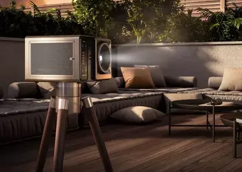 Hisense XR10 : 6 000 lumens ...