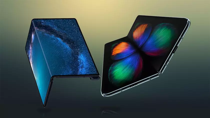 Huawei могла сделать Mate X таким же, как Galaxy Fold, но передумала — идея Samsung оказалась неудачной