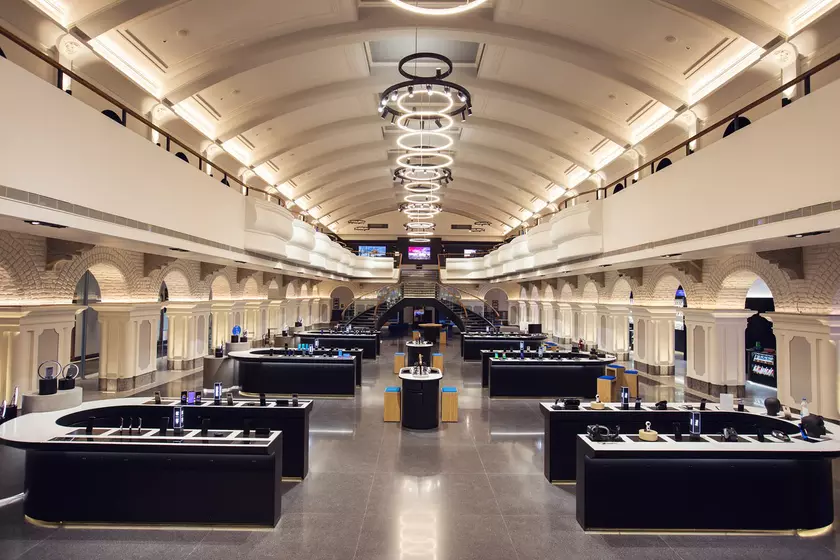 Samsung уже принимает эксклюзивные предзаказы на неанонсированные флагманы Galaxy S21