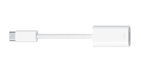 Etter avdukingen av iPhone 15 begynte Apple å selge USB-C-Lightning-adapteren for 29 dollar.