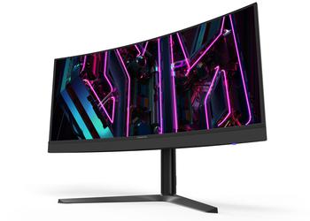 The Acer Predator X34 V, a 3.5K curved gaming monitor with 175Hz frame rate and a price of €1299, is introduced
