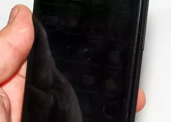 Субфлагман: обзор Android-смартфона HTC One S