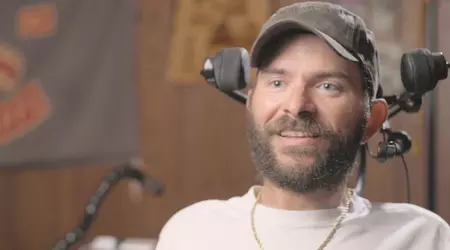 "I play, work and live thanks to the chip in my head": the first Neuralink patients break the mold