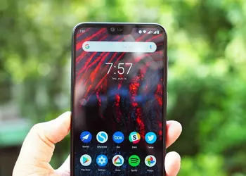 В сети появились изображения передней панели смартфона Nokia X7