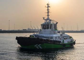 The most powerful electric tug: Damen ...