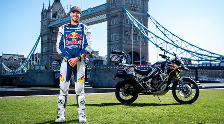 Autour du monde à moto en 19 jours : le champion du Dakar se prépare à établir un record du monde