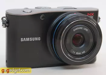 Подробный обзор беззеркальной цифровой камеры Samsung NX100 