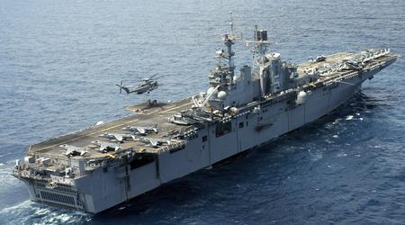Les États-Unis déplacent l'USS Bataan, un navire d'assaut amphibie polyvalent transportant des marines, vers la mer Méditerranée.