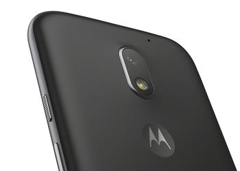 Press releases of the new smartphone Moto E5 Play published