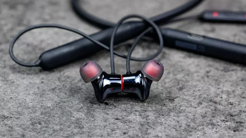 Инсайдер: Bluetooth-наушники OnePlus Bullets Wireless Z получат быструю зарядку Warp Charge и автономность до 20 часов