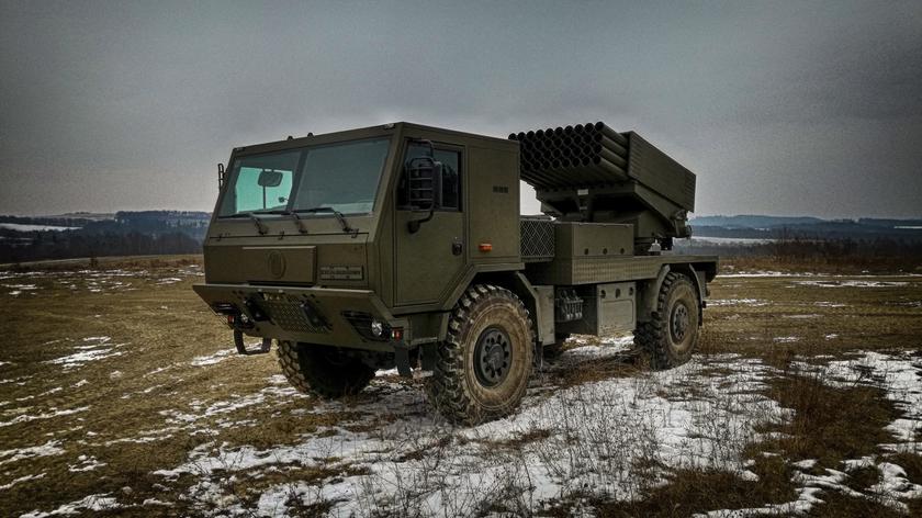ВСУ получили на вооружение чешские реактивные системы залпового огня BM-21MT Striga, они могут поражать цели на расстоянии до 40 км