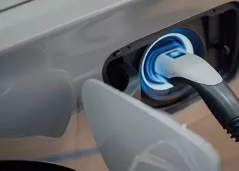 Ford выпускает электромобиль за 25 000 долларов