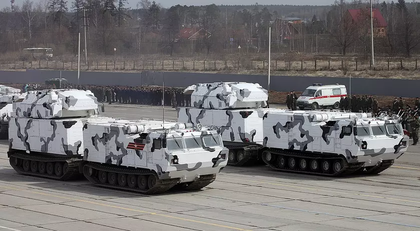 Вооружённые Силы Украины уничтожили очень редкий арктический «Тор-М2ДТ» – россия имела только 12 таких зенитно-ракетных комплексов