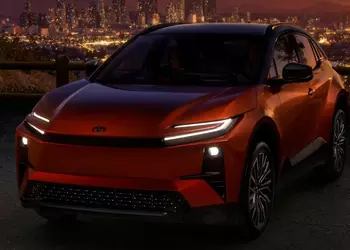 Toyota C-HR вернулся в Америку 338-сильным электрическим автомобилем с дизайном в стиле Prius