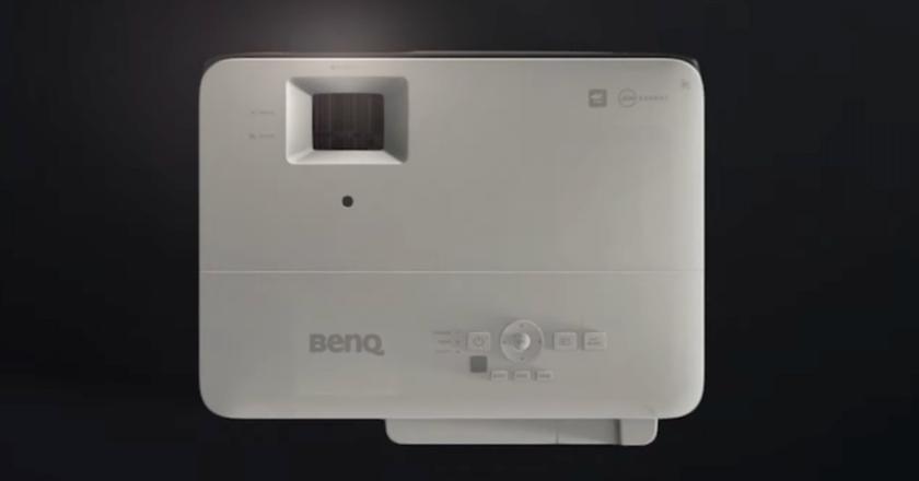 BenQ TK700STi projector voor kamer