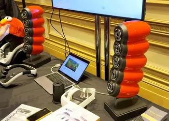 От карамели до городского смога: на CES 2024 представлена колонка Aroma Speaker 60, которая воспроизводит запахи