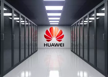 Qualcomm и Intel просят ослабить санкции США, а Huawei готовится к падению продаж