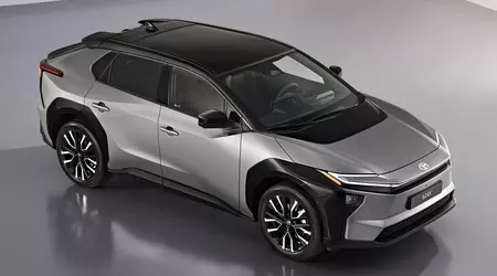 Toyota іронічно б’є рекорди: поки бензин дорожчає, скептики пересідають на bZ4X