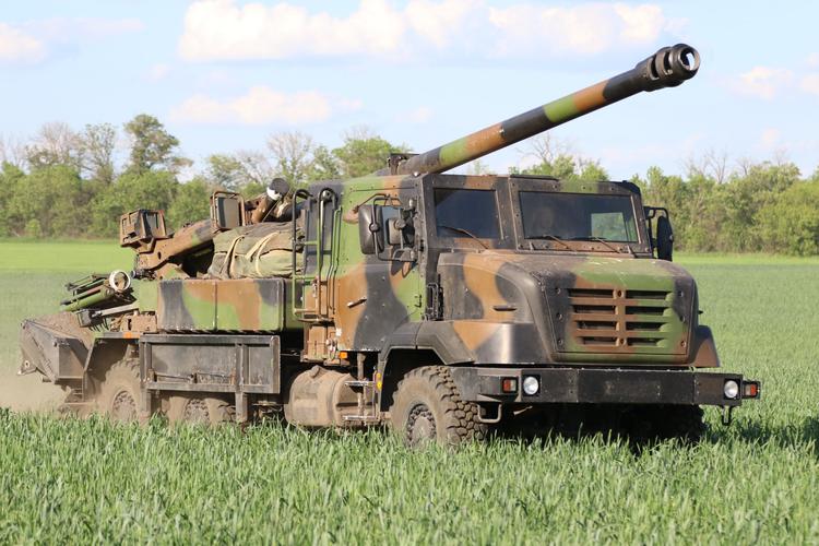 Luxembourg has ordered a Caesar self-propelled ...
