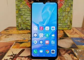 Обзор vivo V17: конкуренты, подвигайтесь!