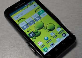 Опыт эксплуатации защищённого Android-смартфона Motorola Defy+ 