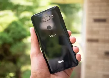 Смартфон LG V35 ThinQ начал получать обновление Android Pie