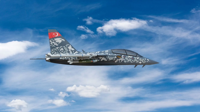 Turkish light attack aircraft TAI Hürjet left the hangar for the first time - the aircraft will be used for training of F-35 and TAI-TF-X pilots